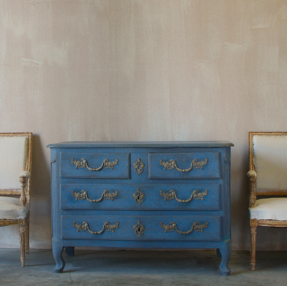 19th century serpentine commode