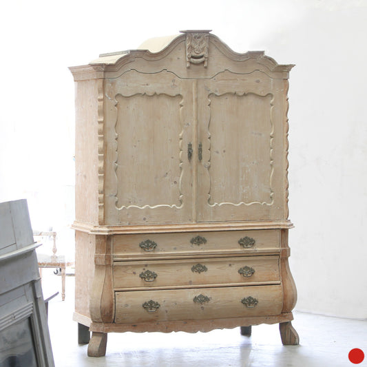 19th century Dutch linen press